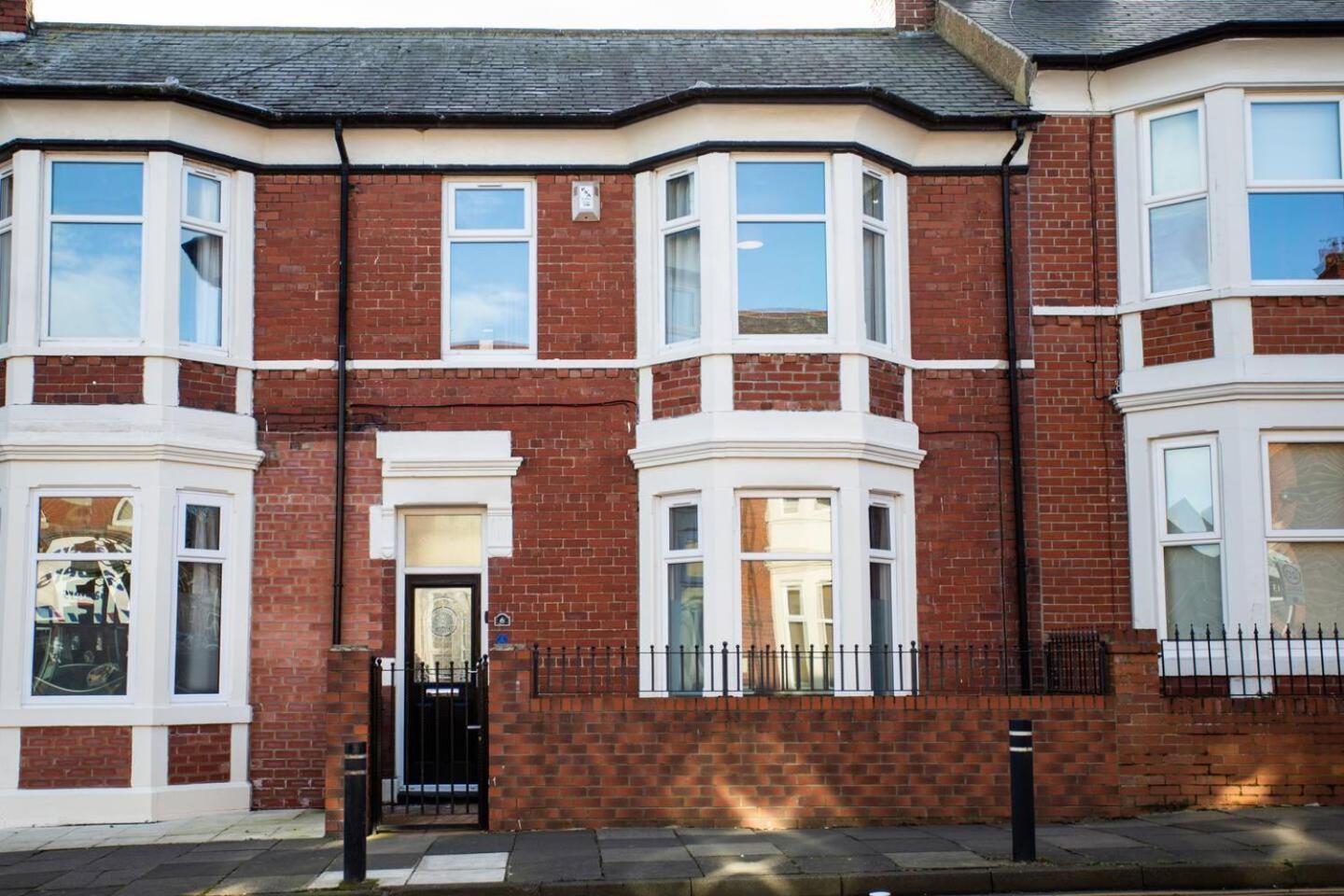 Отель West Beck House - Newcastle 4 Норт-Шилдс Экстерьер фото